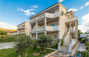 Nice apartment in Selce with 2 Bedrooms